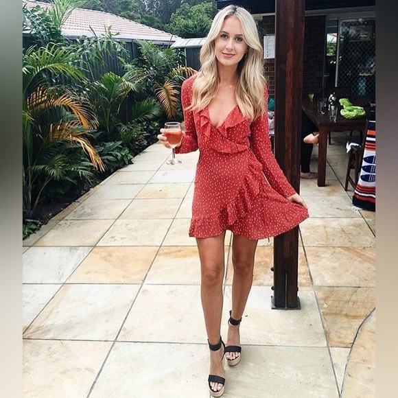 Realisation Alexandra wrap mini dress - Picture 6 of 13